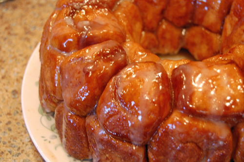 Overnight Monkey Bread - Greedy Eats